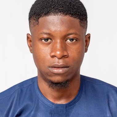 Tasi S. - Freelance Graphic Designer