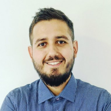 Sergio T. - Freelance Social Media Manager