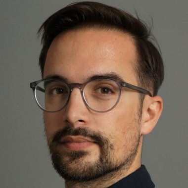 Mario R. - Freelance Creative Producer