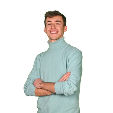 Andrea V. - Freelance Ui Designer