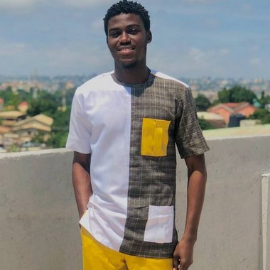 tengeydesmond03392 - Freelance Textile Designer