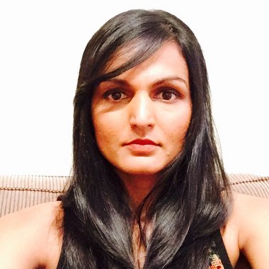 Nayomi K. - Freelance Graphic Designer