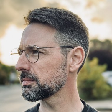 martrowe - Freelance Camera Operator