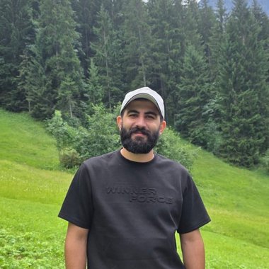 FREDY M. - Freelance Motion Graphic Designer