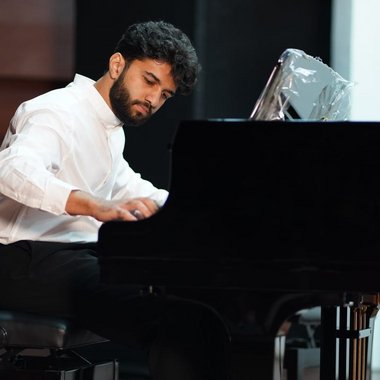 AyushDMusic - Freelance Vocalist