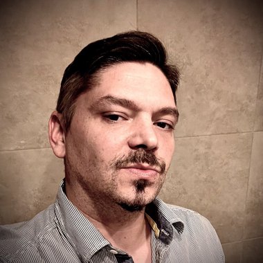 LUKAS M. - Freelance Artist