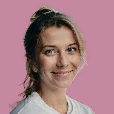 Marta K. - Freelance Web Developer