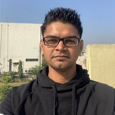 Niks P. - Freelance Ui Designer