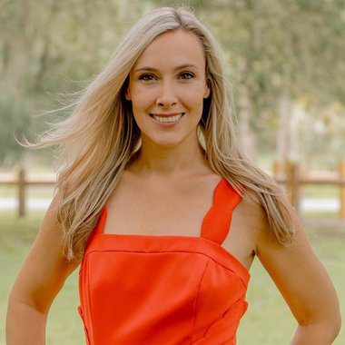 cristinagibson8831 - Freelance Content Creator