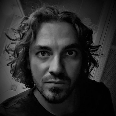 ROMANMARLON - Freelance Voiceover Artist