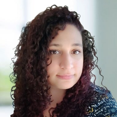Diana G. - Freelance Designer
