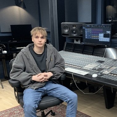 Eddy P. - Freelance Music Producer