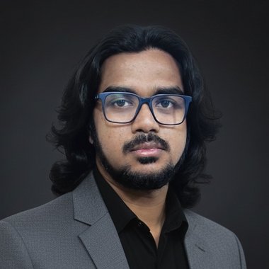 M P. - Freelance Developer