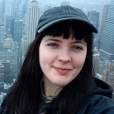 Millie W. - Freelance 3d Designer