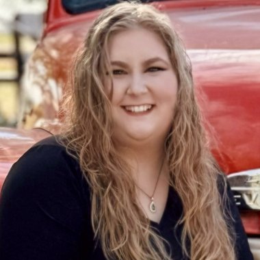 Olivia K. - Freelance Graphic Designer