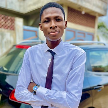 Ulrich J. - Freelance Digital Marketer