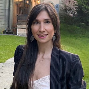 Evguenia A. - Freelance Marketer