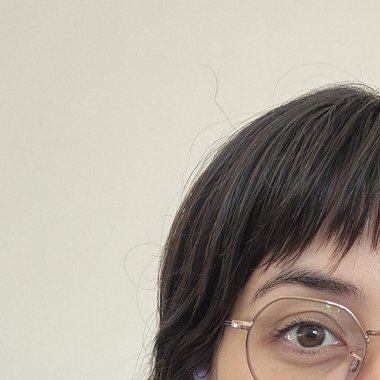 Flora C. - Freelance Brand Designer