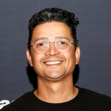 Vincent B. - Freelance Product Designer