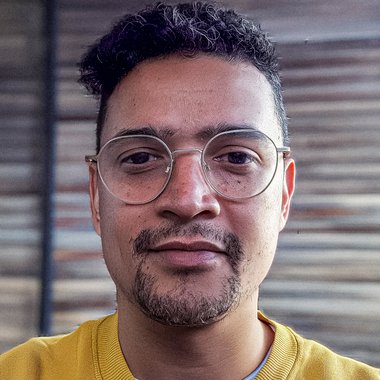 VINCENT B. - Freelance Front End Developer