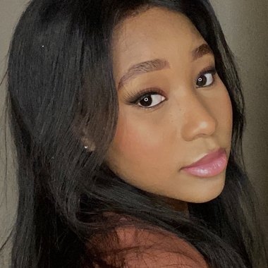 Laliquelate - Freelance Voiceover Artist