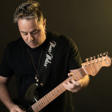 Leandro B. - Freelance Music Producer