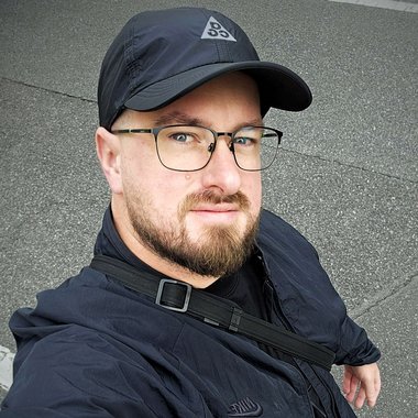 Cable W. - Freelance Video Editor