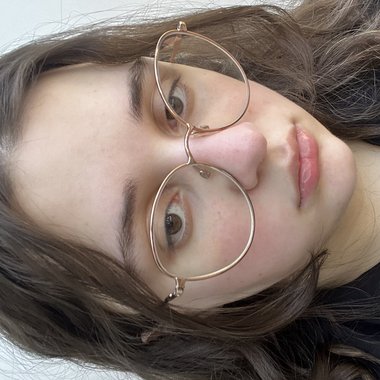 Clara L. - Freelance 3d Modeler