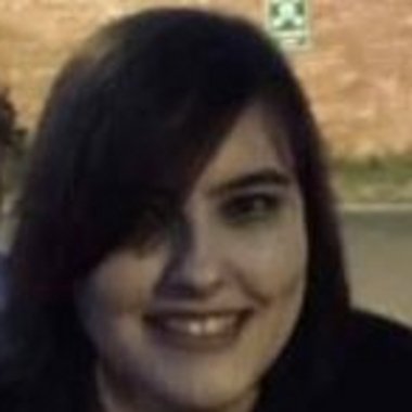 amieconnor - Freelance Graphic Designer