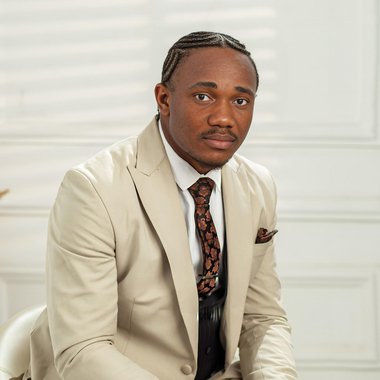 ADEREMI A. - Freelance Videographer