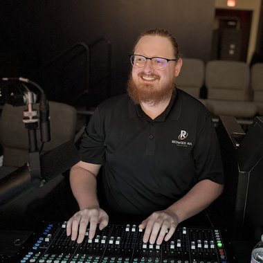 Noah C. - Freelance Drummer