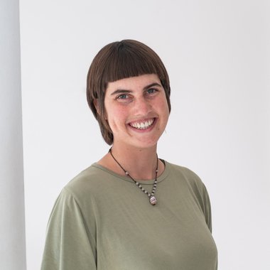 Johanna J. - Freelance Graphic Designer