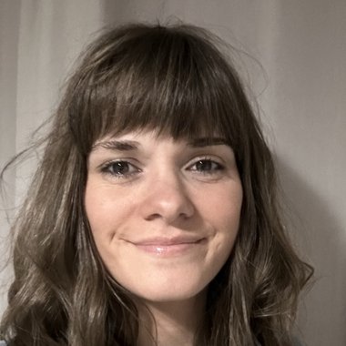 Samantha S. - Freelance Designer
