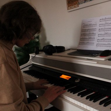 Petr, K. - Freelance Musician