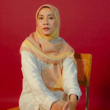 LARASATI P. - Freelance Content Creator