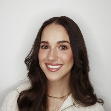 Andrea E. - Freelance Social Media Freelancer