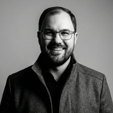 Gabriel G. - Freelance Artist