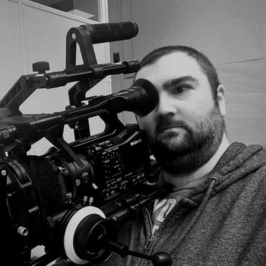 PETER B. - Freelance Videographer