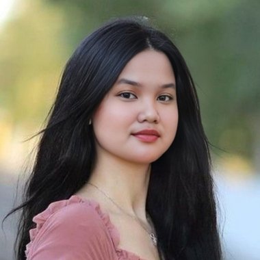 Leira L. - Freelance Artist