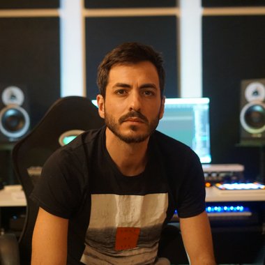 Simone O. - Freelance Music Producer