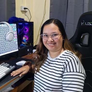 Cris G. - Freelance Digital Marketer