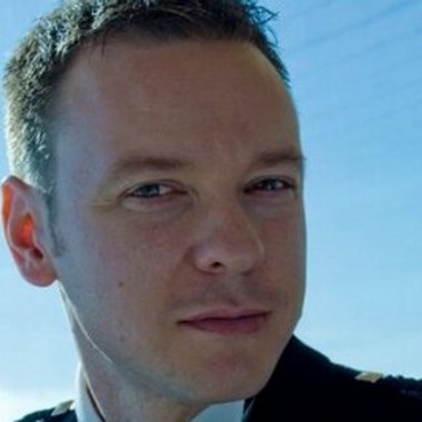 RossMcVinnie - Freelance Brand Designer