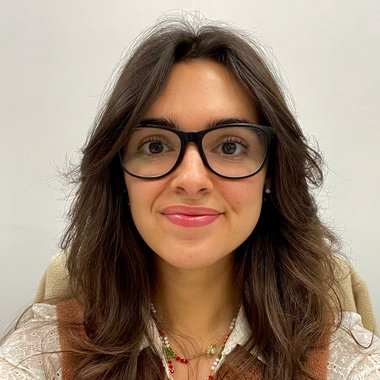 María A. - Freelance Digital Marketer