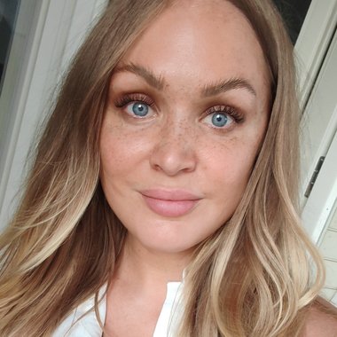 Tia K. - Freelance Digital Marketer