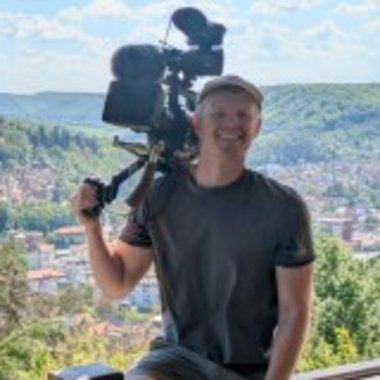 Mark D. - Freelance Film Director