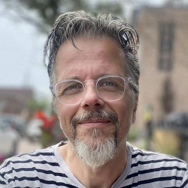 Kenny M. - Freelance Brand Designer