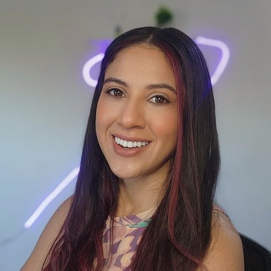 Madeline C. - Freelance Copywriter