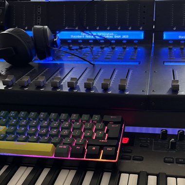 EllisGrayson - Freelance Music Producer