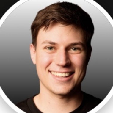 Jan L. - Freelance Social Media Freelancer