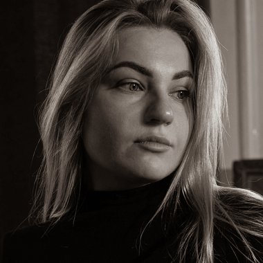 Anna K. - Freelance App Designer